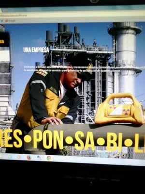 soy radiólogo industrial, amo a mi familia y mi pasión es el buceo