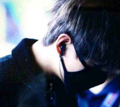 Jackson Werner Nam – Detective – December 30th 1992 – $350 – Yui's husband