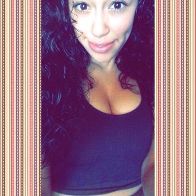Outgoing l Gamer l Shopping l Food Is Life | Puerto Rican |