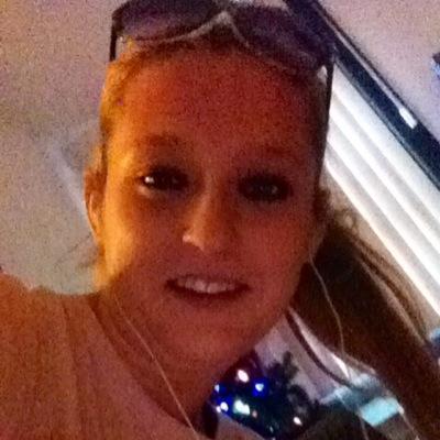 Hi I Am CouncerlorHereToHelp - MooMoo & ChristmasTreePig Come & ask me anything you'd like I dont bite. I am open minded & love to be there for you! #WeedSquad