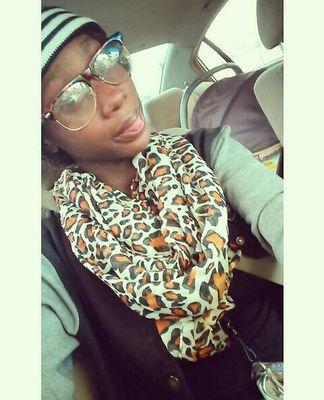 everything that glitters aint gold ✨ .