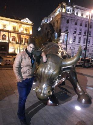 i like travel 
i am trader