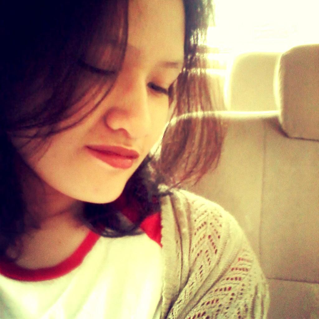 Wan Hajjar H. 13/01 woo hoo i'm going to be 15 next year.. 
Foll me and i'll follback