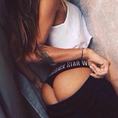 queen69_69's profile picture. 