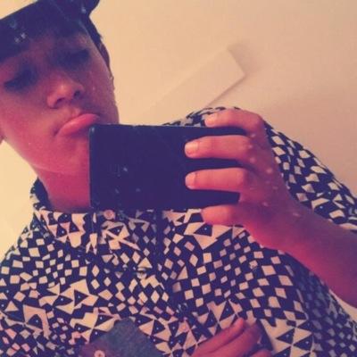 daveX149's profile picture. Gon be a QB soon that all i goto say cuz im not famous or anything