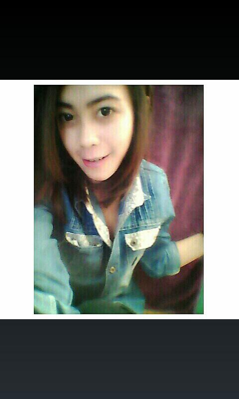 triiayuuu's profile picture. ig : triayusrikandhi