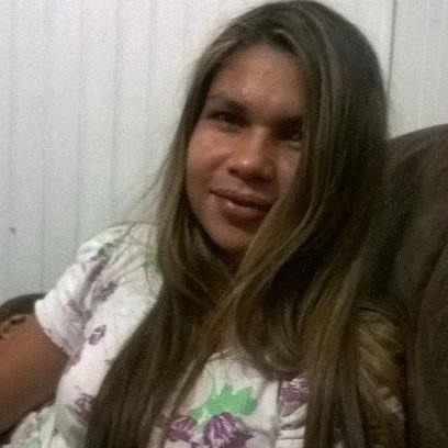 sou apaixonada por forró e sertaneja...amo fazer amizades sou sincera gosto muito de dançar etc...bjs