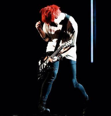 『卌』—; ❝ I don't do bios, but I'd do @5SOSsCal. ❞