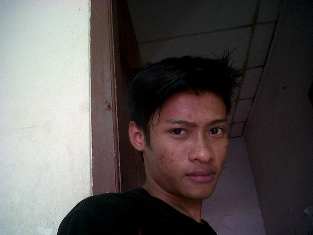 ªkυ͡ hanyalah orang miskin ∂a̲̅n bodoh