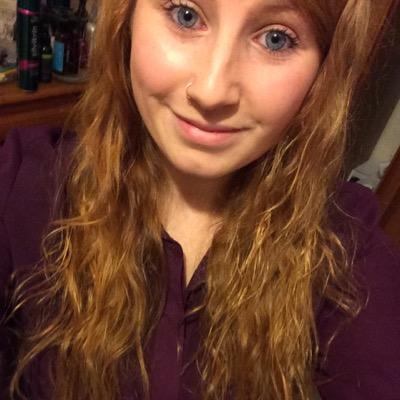 hannaahh00's profile picture. i eat danger for breakfast