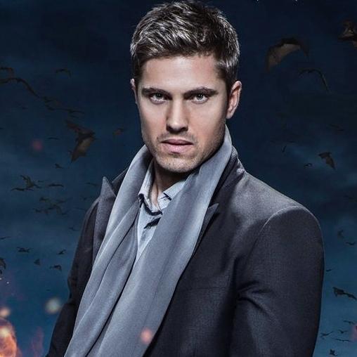 Warlock Dash Gardiner, Darkness will rise. #WitchesOfEastEnd  [RP] #HalfStraight