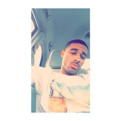 Dash3Beatz's profile picture. |Hip-Hop Producer|Nineteen|Music|Life|