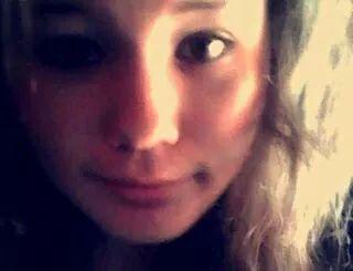 Mickaela, étudiante au lycée abonner vous a moi !!!
