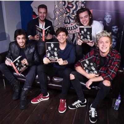 follow @lostbxyniall ilysm