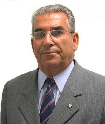 Manezinho da Ilha, Filho de Pescador. Graduado em Direito. Vereador por 5 Legislaturas. Ex-Secretário da SUSP e Coordenador do SINE. PR22SC