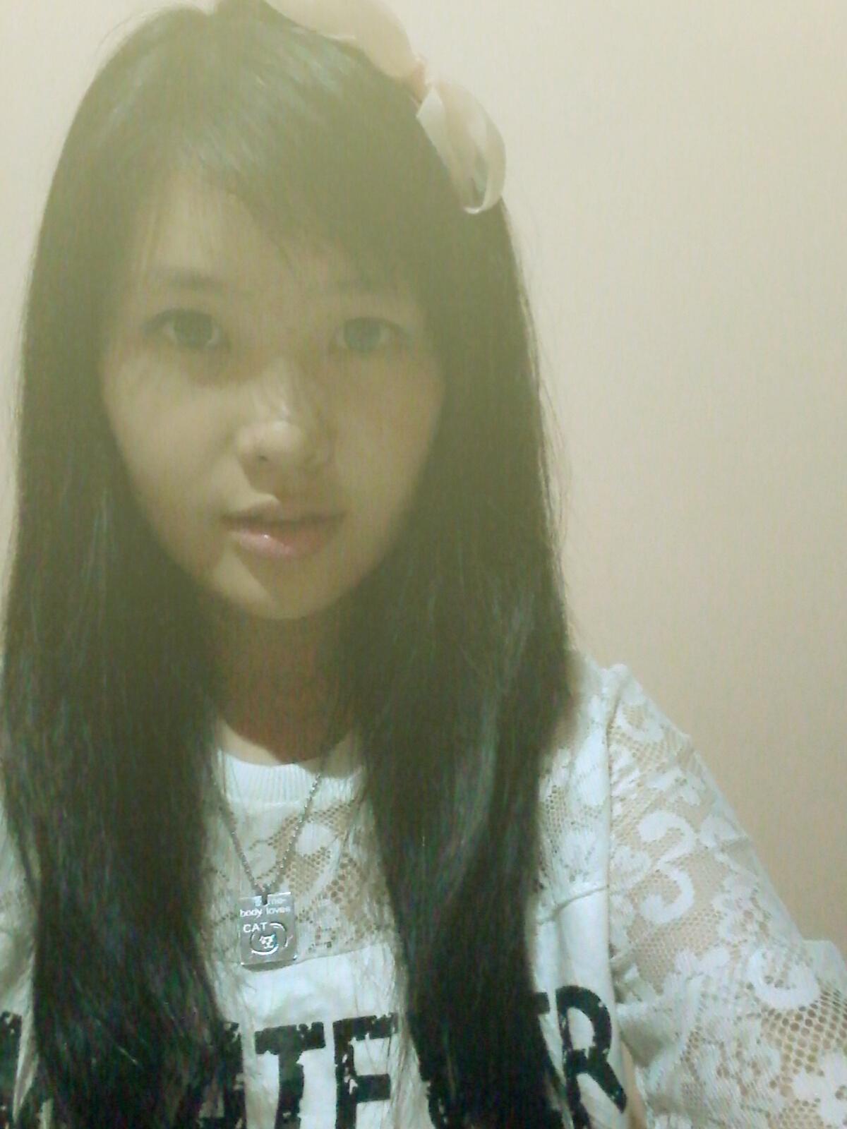 I'm 15 years. just simple girl. Follow my instagram : MariaAngelina2198 & LINE/wechat/kakaotalk : mariaangelinana