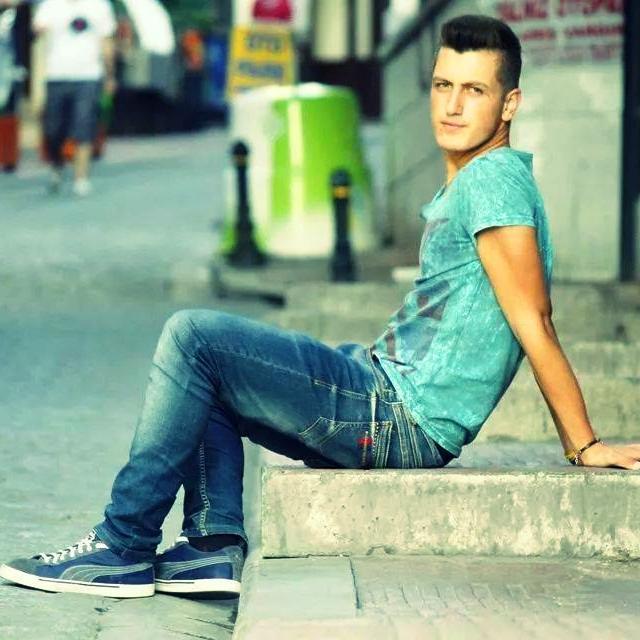16 - 22 Ocak - Kova - Sarışın - Mavi Gözlü - Fenerbahçe - Emre Aydın - Model