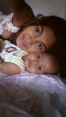 yaya é minha princesa minha paixao minha vida minha linda minha seduçao minha razao de viver minha totoza minha filha q eu amo tanto