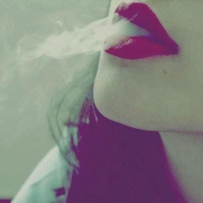 lycéenne. Izzy. Bisexuelle.  M...