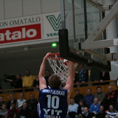 emt9999's profile picture. Omiaan Twiittaileva ex-koripalloilija, ex-AK liikunnanopettaja, Urheiluakatemian Pj, Liito Ry. ex. vp, Koripallo ja fysiikkavalmentaja, PK liikunnanopettaja.