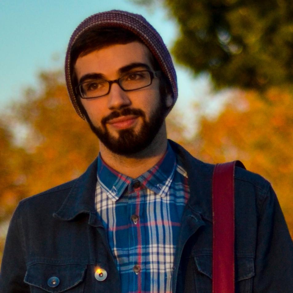 Daninglish's profile picture. Traduzco cosas. ES|EN|FR|中文. Flâneur. Especialista en listenings de Orcos y en conversar con irlandeses de pelirroja cabellera. What's the craic? #MártirUpoleño