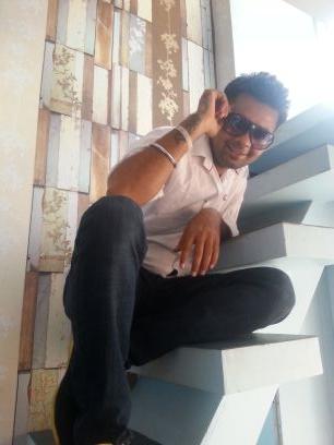 I am a student... serching for love...
