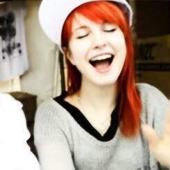 perrie luisa  oli  meg raposa  ash