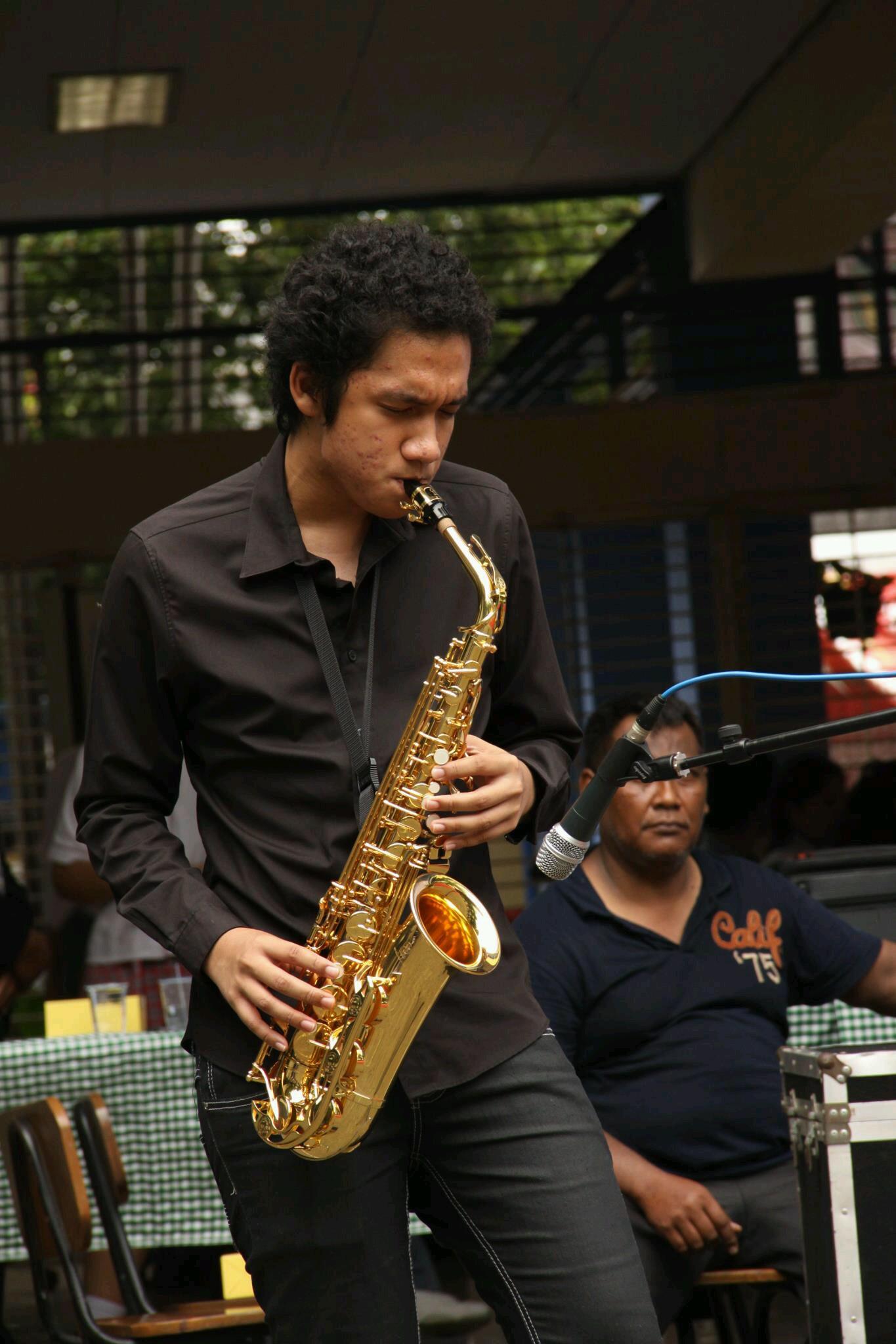 visit our band twitter @routes_21 & @olegunGobs