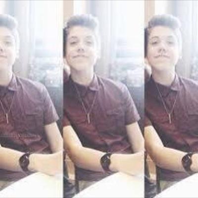 Met my sunshine 8.10.14 ♡ Matt smells like heaven ♡ 0/12 + king Bach
