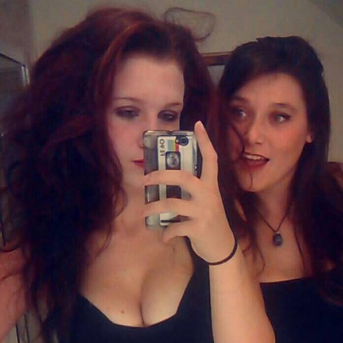 Emma_Jane97's profile picture. ~ 17 ~ Cornwall ~ I like to parT.