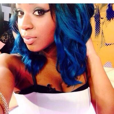 heey follow @sleeplessdinah cause u just got a free follow from her