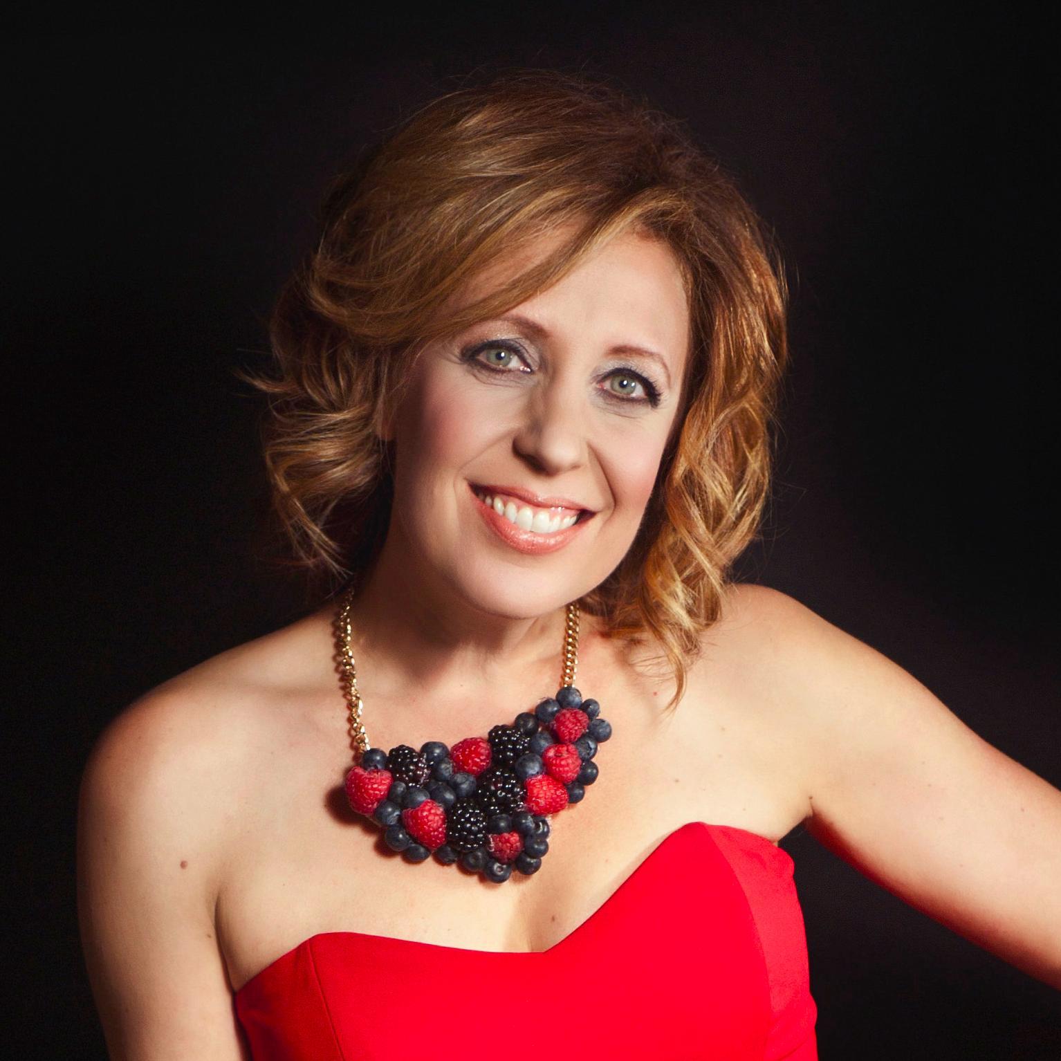 Health Strategist, Food Nerd + Bon Vivant. I Streamline Health Plans for Busy People.