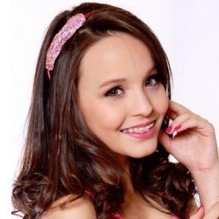 gente quem me seguir eu sigo de volta
bjs
ass:lari manoela