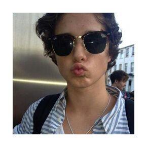 Bradley Will Simpson,19.