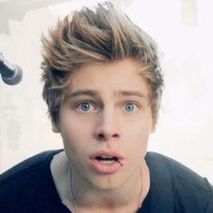 im pretty much in love with that band called 5 seconds of summer