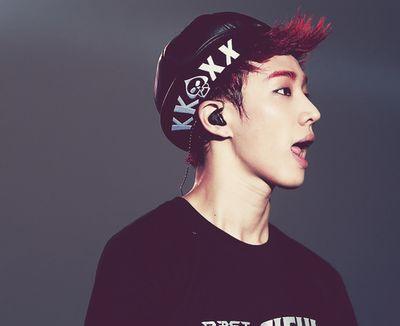 (이기광) 
Visual BEAST