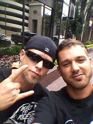 New to twitter, not the industry. Show me some love mother fuckers! Male Talent/ Aspiring Producer/ Rep new talent or girls i think are cool. entrepreneur