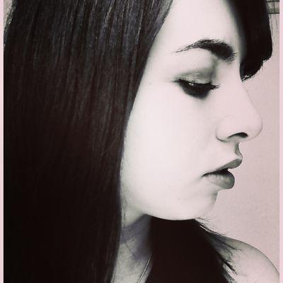my name is Daniela ♥ 
Vive la vida loca ♥19 años ♥instagram:daninimz ♥