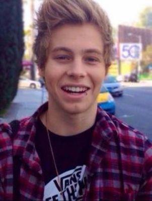 Hi... I'm Luke...um I blind.. and I'm awkward