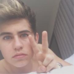 free follow from @foolfornash so go follow her not this account☺️ https://t.co/mVCbyIbUAc