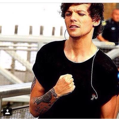 GO ALL FOLOW @holylouiis 
ASK HER FOR A FOLLOW BACK
ty❤️❤️❤️❤️❤️❤️