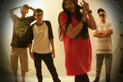 We are The Fairies Pop Punk band from Jakarta. Voc: Febby Guitar: Rinal 4string: Robes Drummer: Ikbal. First Ep Album Hello Colourfull #HelloColourfull
