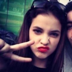 EmeraldHoax's profile picture. Look like the innocent flower, but be the serpent underneath. | Former Slytherin | Twenty years of age