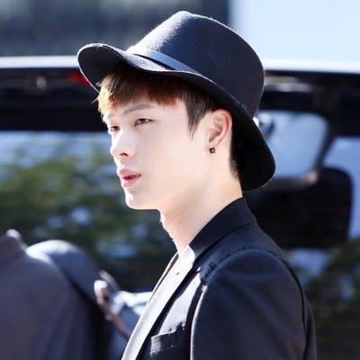 ซองแจงับ .ยู่ปาก ถึงผมไม่น่ารักมากแต่ถ้ายากผมก็มีนะ