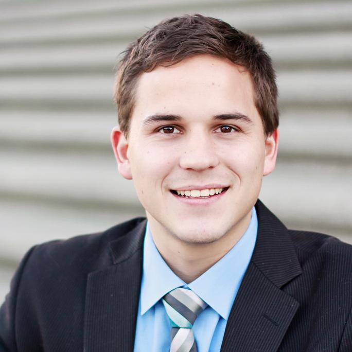 ehoustman's profile picture. I wonder what Twitter is mad about today...