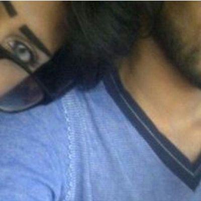 ‏قلبًا احتواكي و ضمّ اوجاعك . و نثر بقلبك السعادة ..
لاا يستحق ان يُعاني إهمالا#استغفر الله واتوب إليه#مكهه حقناا ياليل♥ُُ