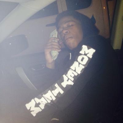 ina trenchez where you fuck niggas cant hang and sweet niggas cant claim #⃣MONEY TEAM #⃣soufside shawty