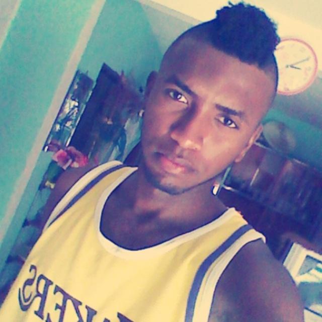 pa que me calientas pa que tu me tientas bailame asi seduceme asi
