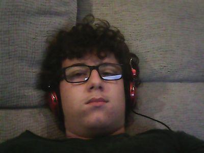 sercorverano's profile picture. phil anselmo muchos te considerábamos un ídolo ahora nos decepcinastes