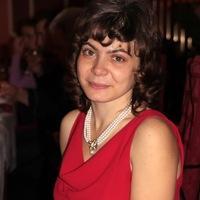 Люблю хороших, добрых людей и жизнь во всех ее проявлениях!